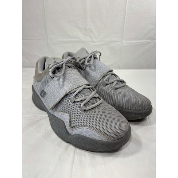 Size 11 - Jordan J23 Wolf Grey - 854557-013 - Picture 1 of 14